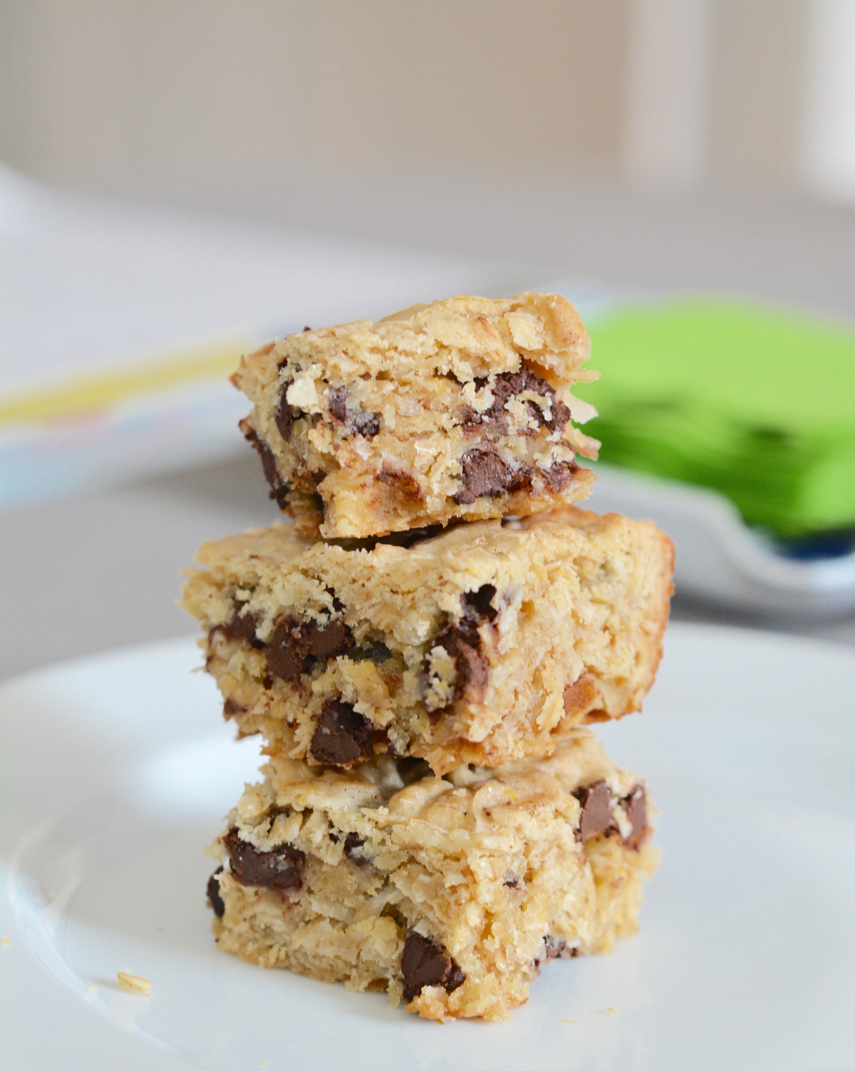 chocolate chip coconut bars